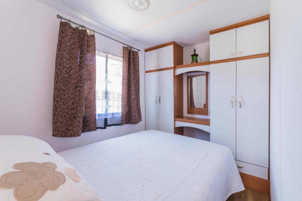 Pokoje Pawel Jakubik Krynica Morska Exterior foto